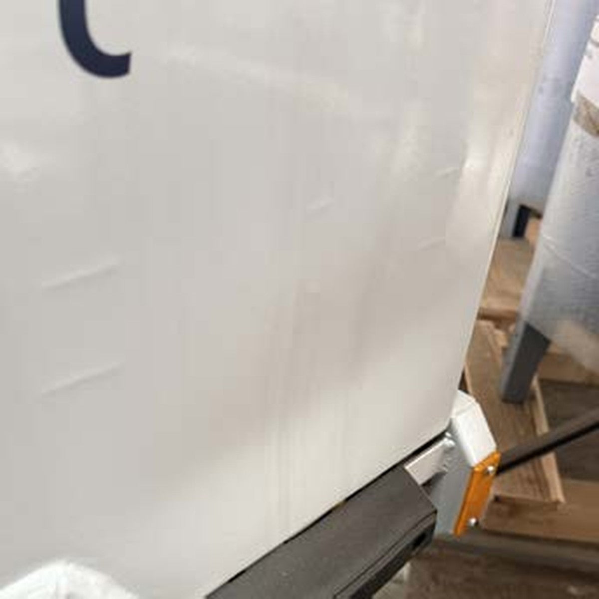 Mobile Heizzentrale 60 kW Low NOx BD0363 – Detailaufnahme optischer Mangel
