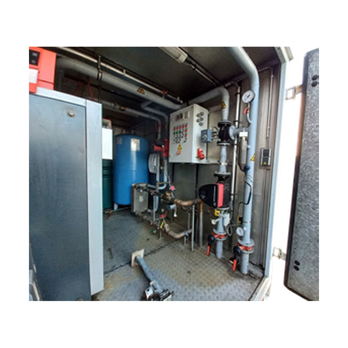 Mobile Heizzentrale ERHMO 300 kW MHZ008 – Hydraulik, Pumpen und Regelung